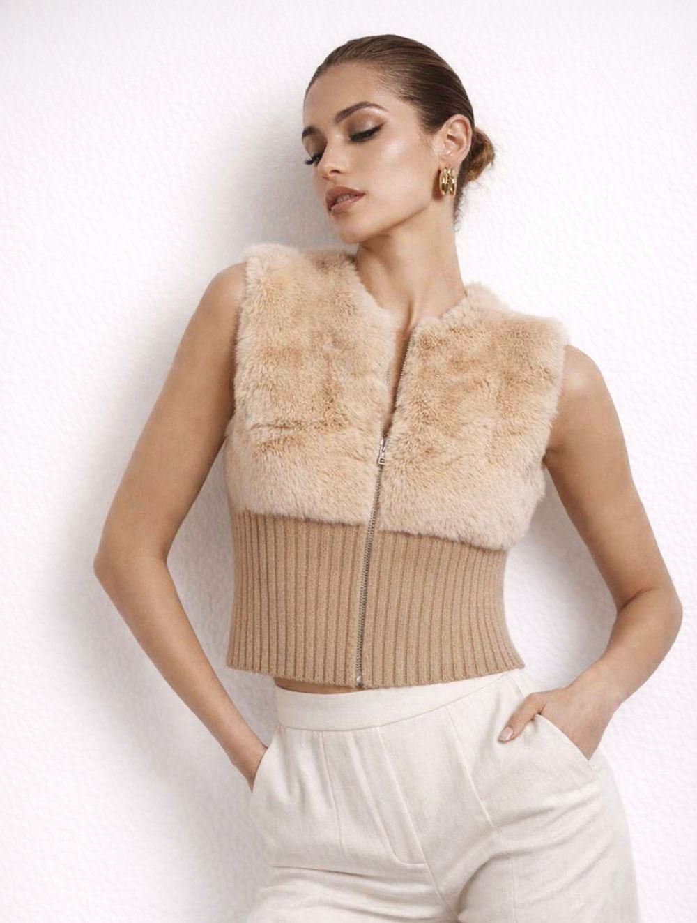 Arden B Rabbit Fur Ribbed Zip Vest Medium Beige - Picture 2 of 9